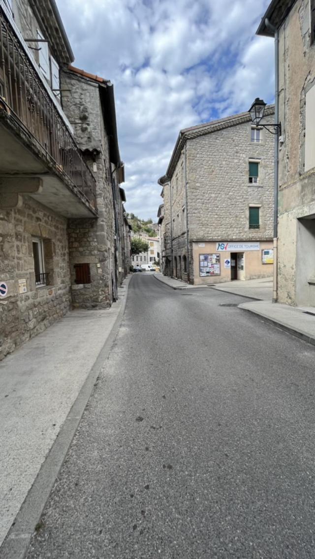 Appartement Jaujac Bagian luar foto
